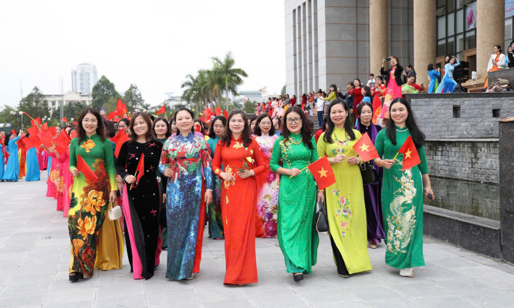 Bac Giang women launch diverse activities to honor Vietnamese Ao Dai